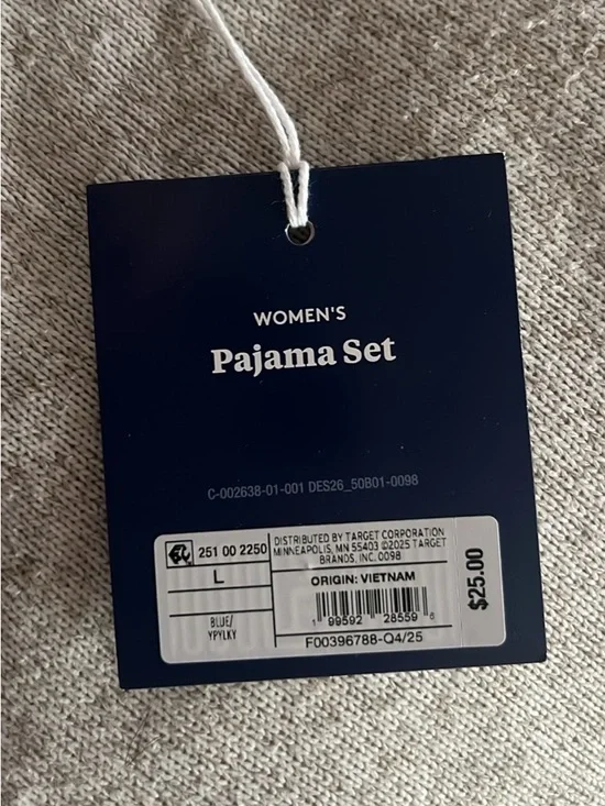 Roller Rabbit x Target Blue and White Women's Pajama Set NWT - Picture 3 of 4
